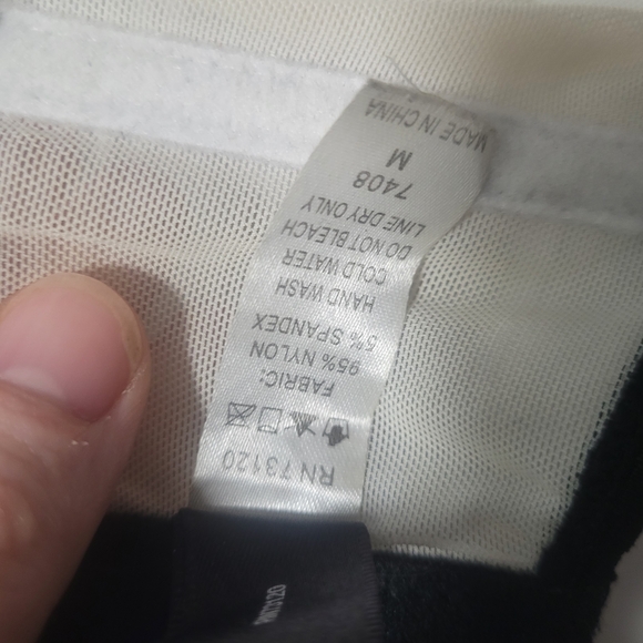 Frederick's of Hollywood Black and White Polka Dot Underwire Bra - Picture 3 of 4